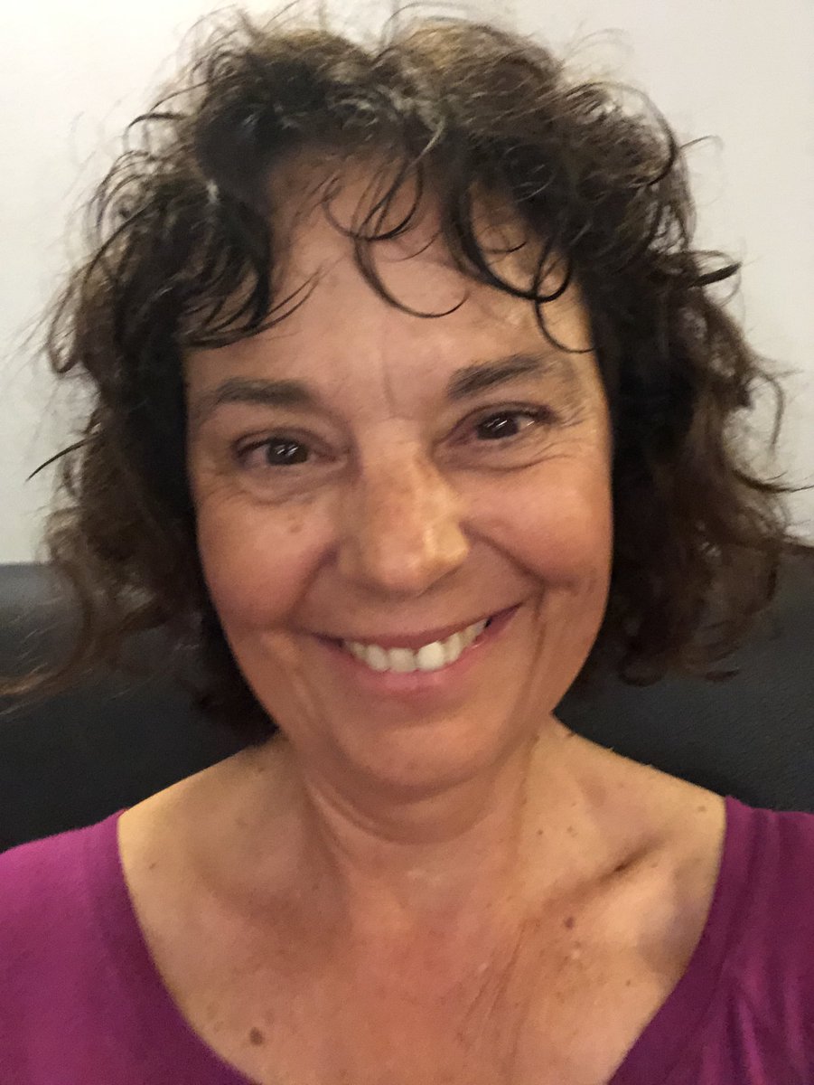 CynthiaSings's tweet image. Finally an audition that it’s ok for me to look disheveled. #auditiontime #actorlife #ADayintheLife #crazyhair