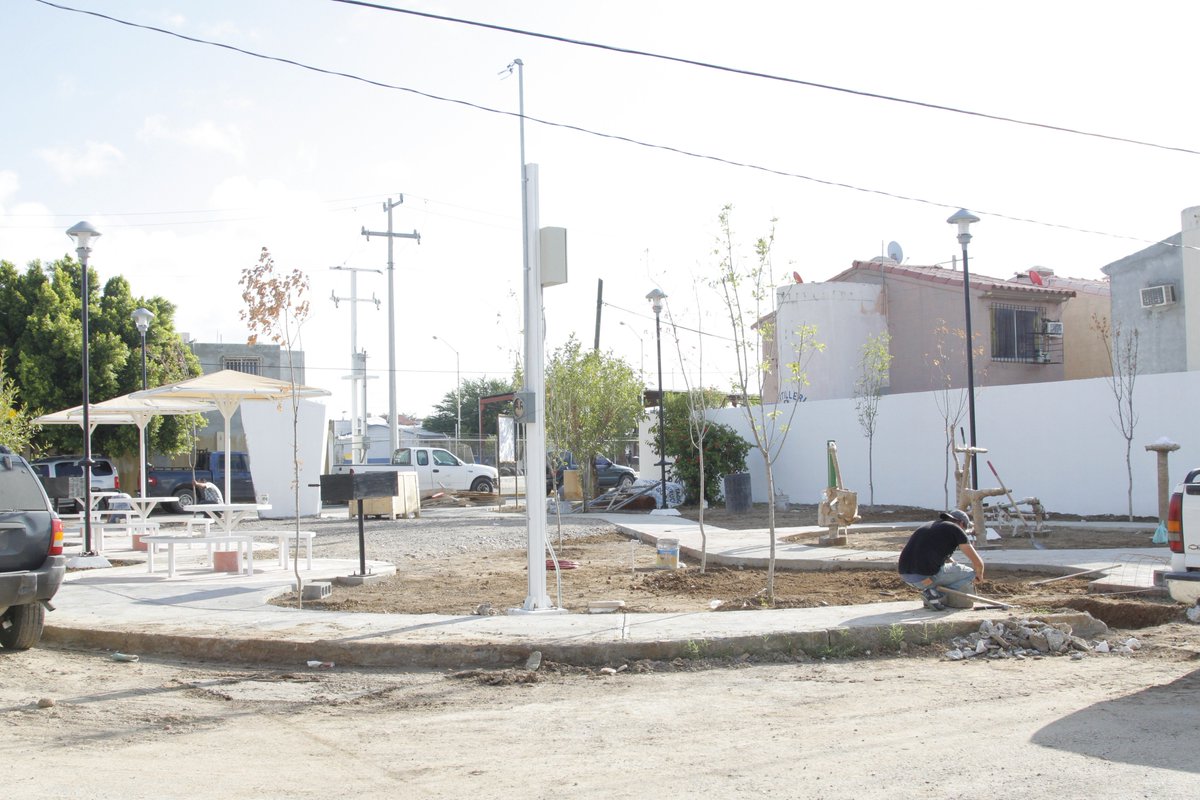 SOPDUMA_NLD's tweet photo. Te presentamos el avance de obra al 31% en la "Construcción de Plaza 'Solsticio'", ubicada en la calle Solsticio y Cerrada Equinoccio en la colonia Villas del Sol.

#SOPDUMA https://t.co/2HkthBXRh6