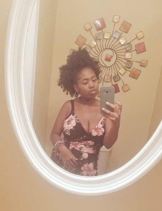 flower child. https://t.co/Eei6Nx3Cla<a href="/tag/newprofilepic"class="tags"><span>#newprofilepic</span></a>