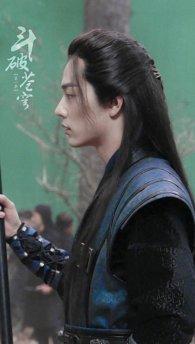 starlog_collect's tweet photo. #林修 @芭莎男士:#芭男星播报##肖战斗破苍穹#电视剧《斗破苍穹》正在热播，肖战在剧中饰演又俊又可爱的林修崖。挥斥方裘，一笔写就千江月；风华少年，一气呵成万里天！不热血，不少年，跟着林修崖小哥哥@X玖少年团肖战DAYTOY开 https://t.co/0DKZxYqVFG https://t.co/zoTmnQtgMG