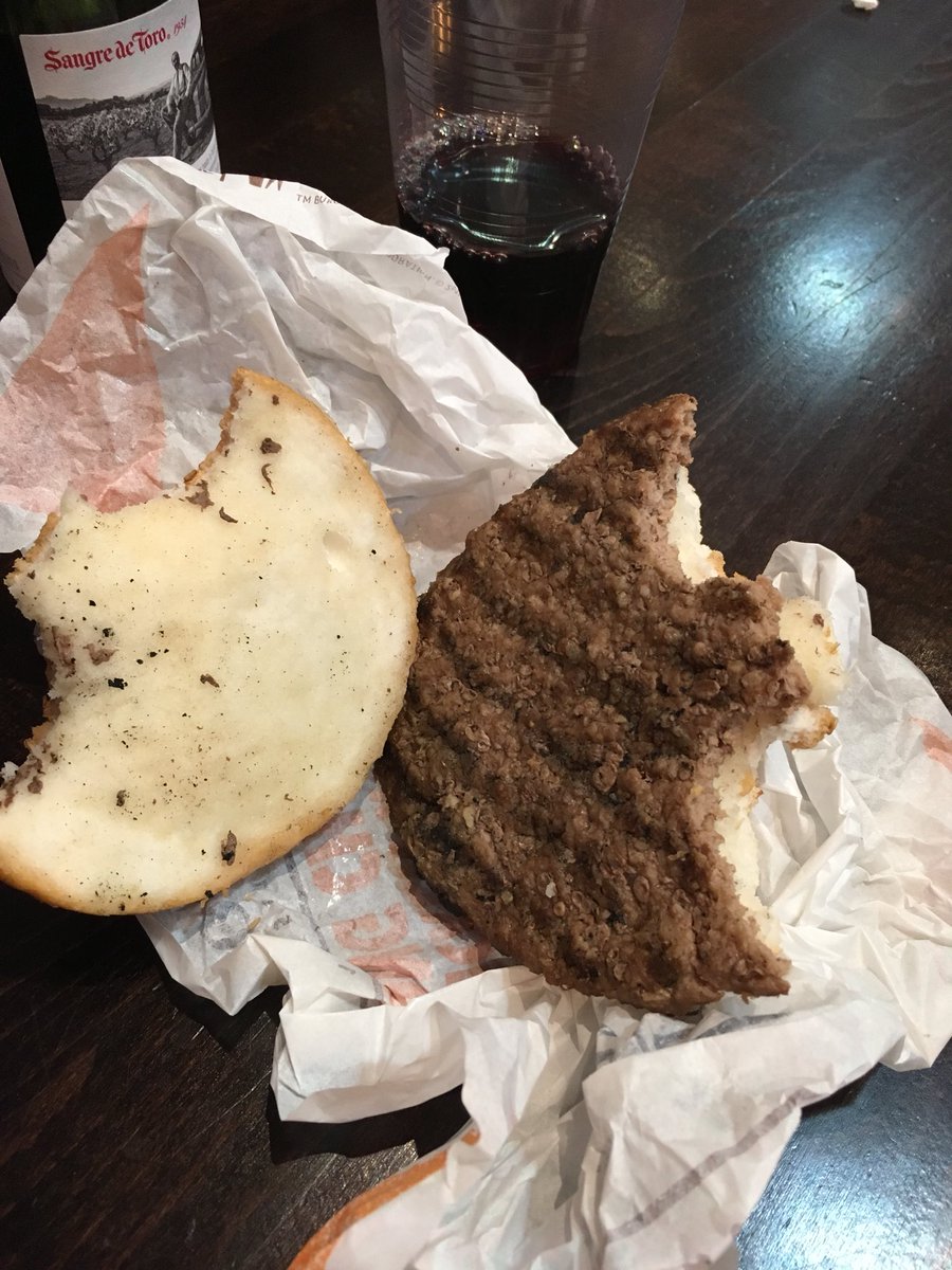 DaddyLLRecords's tweet image. @BurgerKing a+ for having gluten free options in Spain. Massive F for then providing something as arid as the country. @McDonalds you win