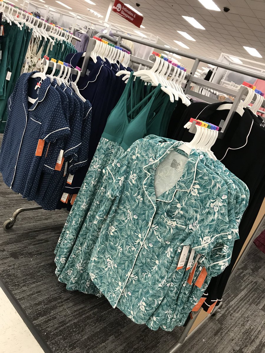 Sleepwear looking on point! 🤳🏼🔥🙌🏻 #lovewhatyoudo #TargetStyle