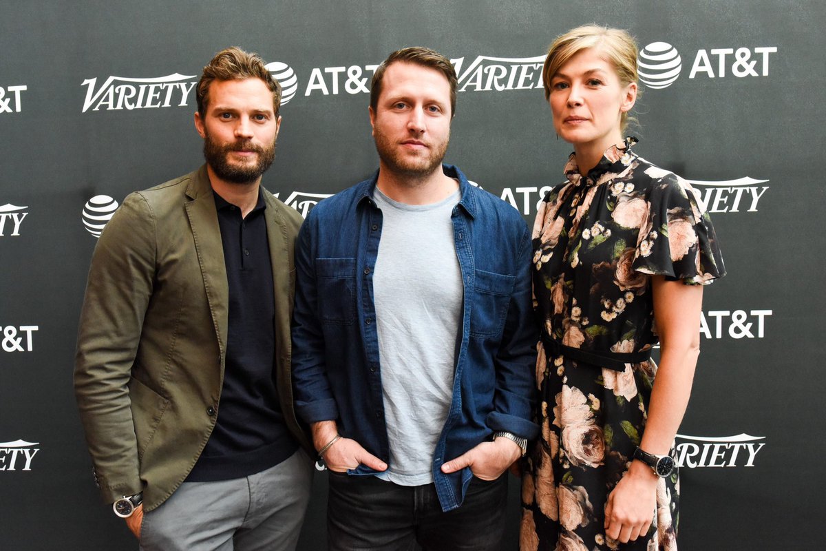 badpostsjamie's tweet photo. Jamie Dornan, Rosamund Pike, and Matthew Heineman at the Variety Studio today doing interviews for 'A Private War' #TIFF18⁠ ⁠ https://t.co/3TZIliKwOq