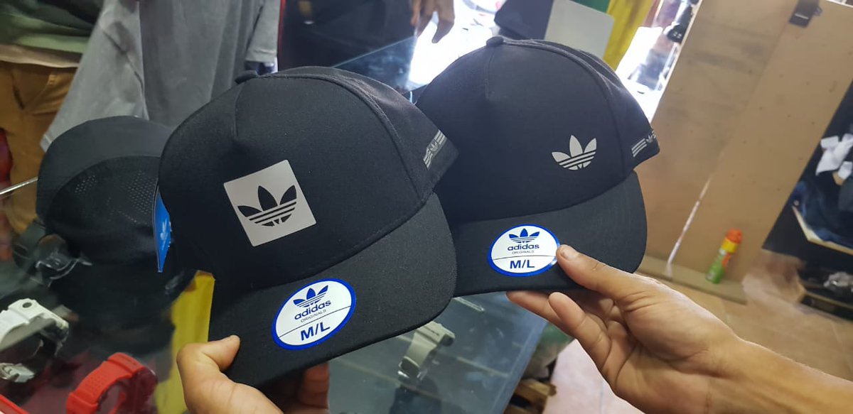 casaco da adidas olho de gato