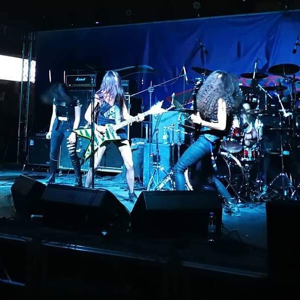 SirensTo's tweet image. Sharing the stage with our idols was a dream that came true!! @destruction!! This is where we belong. #LEBANESEBANDS #THRASHMETAL #DEATHMETAL #FEMALEBANDS #slavetosirens #WomenEmpowerment #womenofmetal #MiddleEast #Destructionband #BEIRUT_City