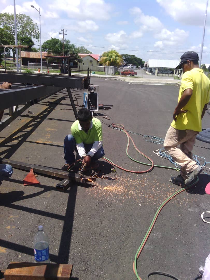 ESINSEPSA's tweet image. ¡ESINSEP INDETENIBLE! Cumpliendo instrucciones del Gobernador @rafaelcalles continuamos trabajando por la Portuguesa Potencia en la obra del Aereopuerto Acarigua - Araure. #ObrasEnRevolución @NicolasMaduro