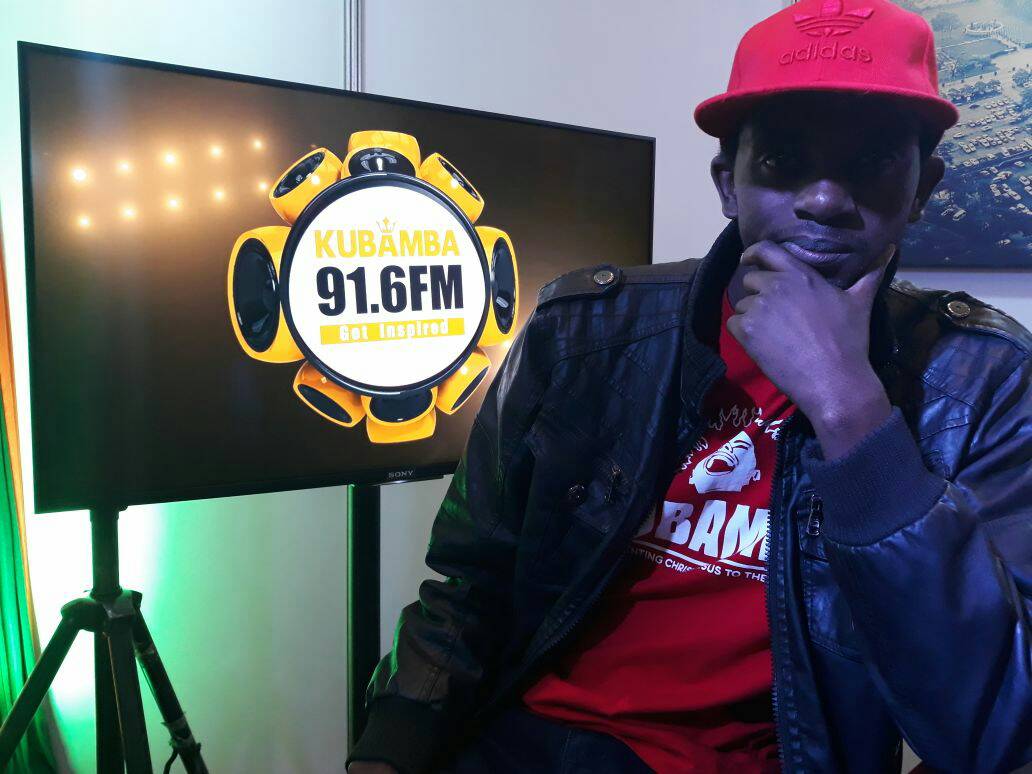 djprincekim's tweet photo. Its throwback Tuesday right here on @kubambaradio 91.6 Fm 6Am- 10Am.
Which song can i play to kick start your day?
#breakfastwithprincekim
#KubambaBreakfast
#futurekingdjs https://t.co/DvpIw3a0In