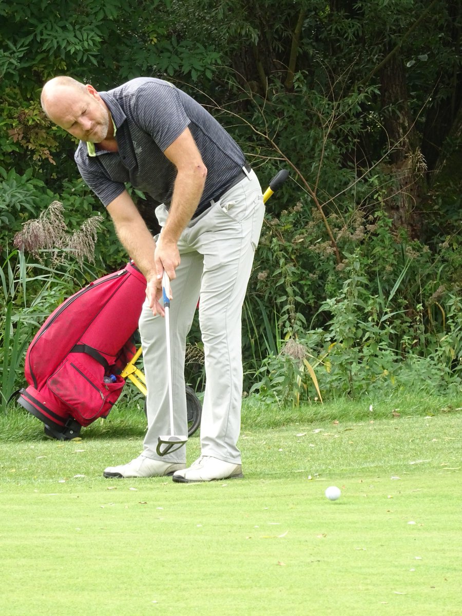 ASistersHope's tweet image. A putt toward a cure? "Take a Swing at Breast Cancer" Het Rijk van Nunspeet 12 oktober. Steun borstkankeronderzoek om levens te redden. Registreer je nu. ASistersHope.nl