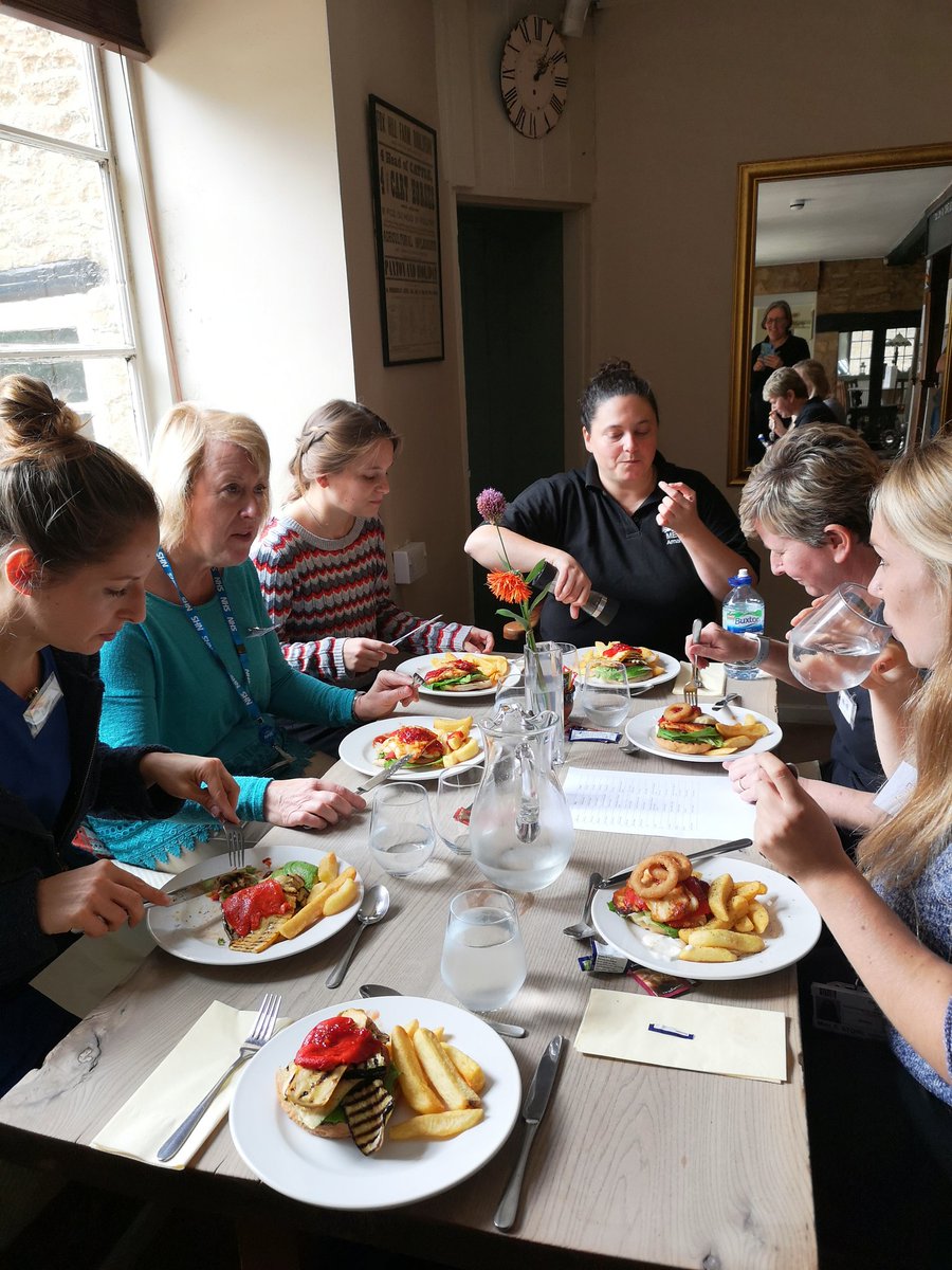 MESHstudyday's tweet image. Brilliant #midwives solved puzzling emergencies at another #homebirth emergencies study day. They deserved the lovely autumnal lunch. Well you didn't think I was going to show you photos of the scenarios did you? #noclues