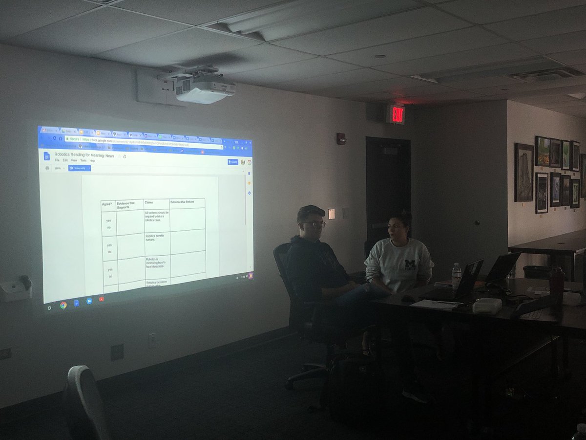 jennygustavson's tweet image. Teachers taking charge of their professional growth— what a great way to start the week! #207learn #207lead #readingformeaning @KestlerBrittney @hayes_shayes @terp12382 @mainewestdrama