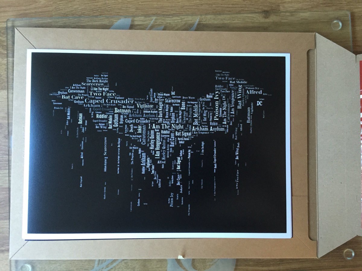 Tag a Batman 🦇 fan...

I’m giving this print to a follower at 11pm Wednesday night.
To enter;
- RT this
- Follow me
Nice one 😬