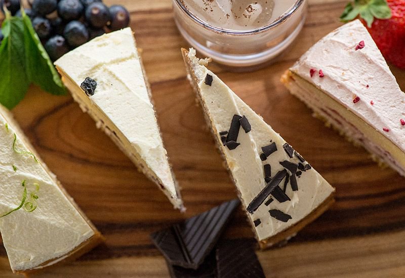 CakeScotland's tweet image. If you're looking for a #treat this week, why not try our #Cocktail #Cakes? 100% alcohol free and 100% delicious. Thanks to @Wholesale_News for the feature! buff.ly/2x1PjUX