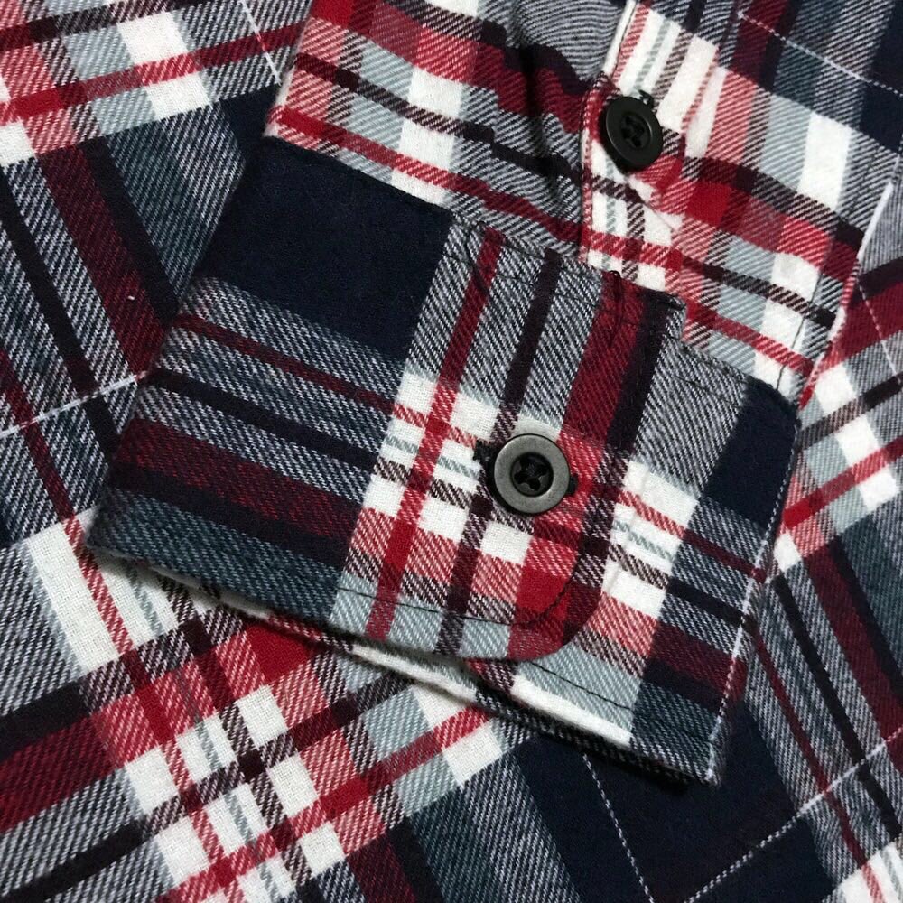 NKDNTS ® (@nakedants) on Twitter photo 