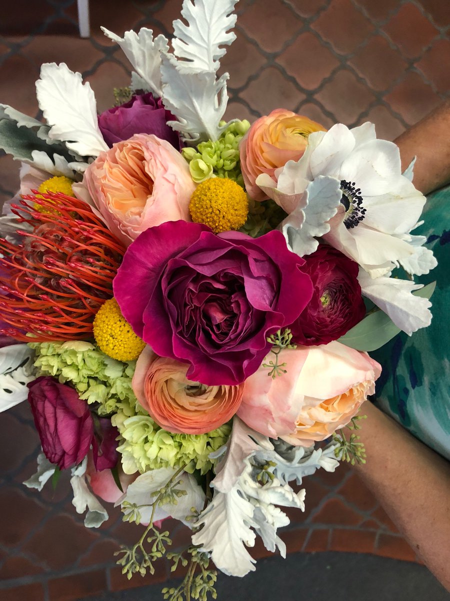 Enchanted Florist tweet media