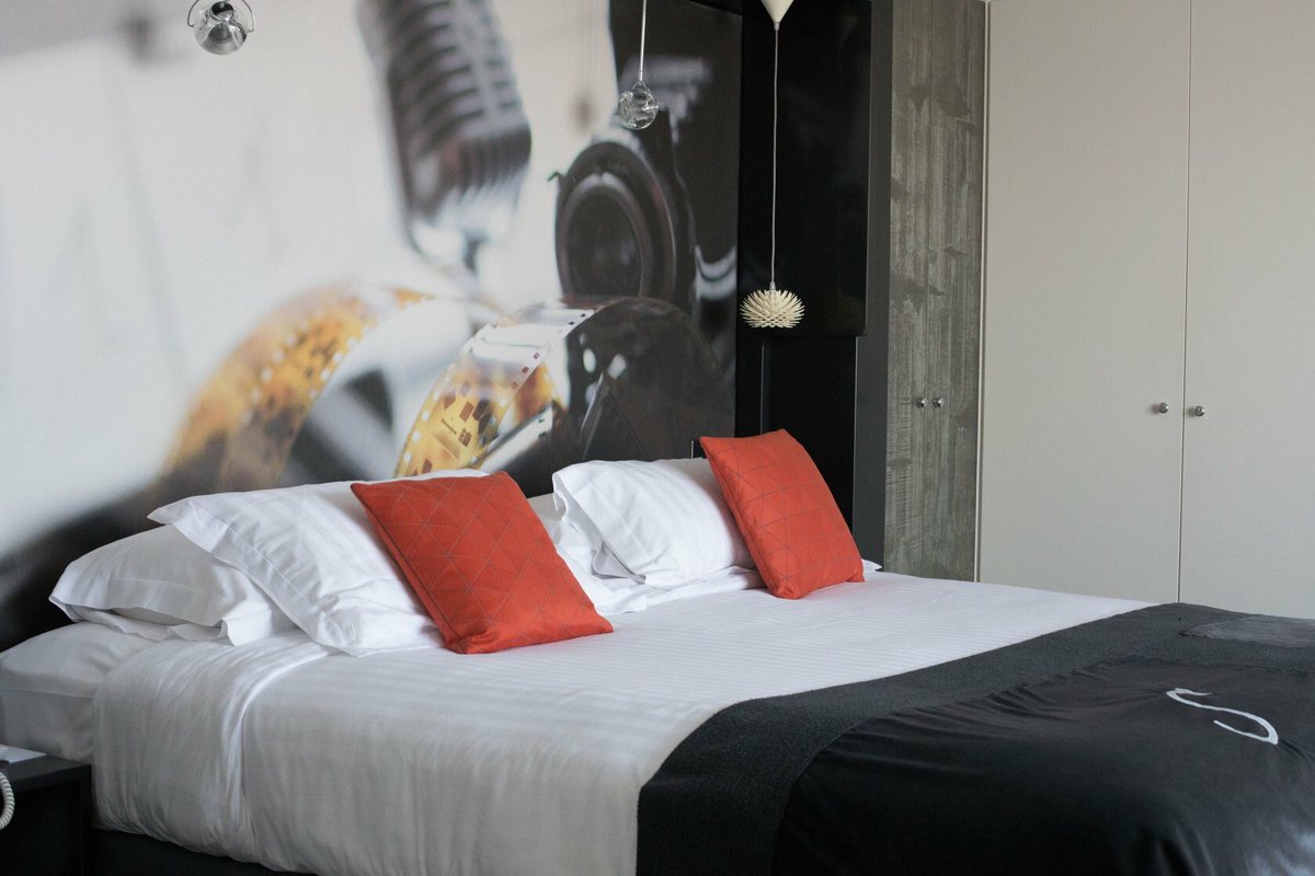 Counting sheep just got chic
#hoteldesers #bsignaturehotels