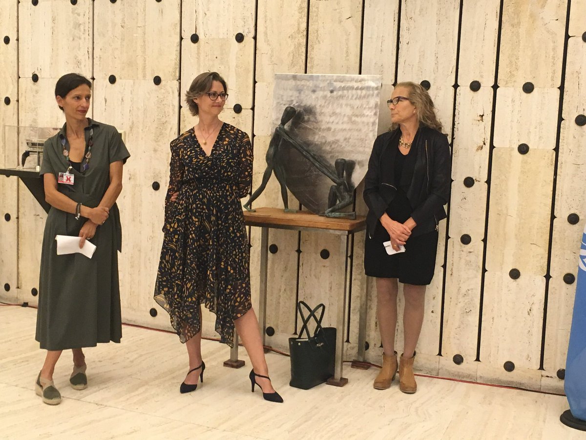 mamamigrant's tweet photo. The opening of the #Portraitofa(Working) Mother with @UNOGCCulture @LtGva @marinacavazza @mamamigrant was a great success! https://t.co/6ueajpHUlB