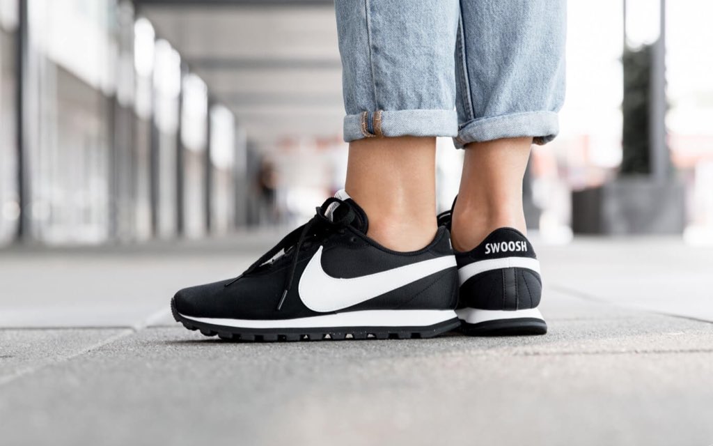 nike pre love black