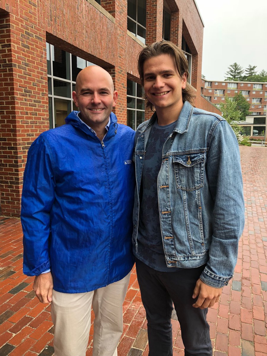 PlymDems's tweet image. Thank you ⁦@marchandsteve⁩ for coming to PSU and talking to us in the rain. Students &amp;amp; progressives will be voting for Steve TOMORROW! #marchandforgovernor #studentsvote #Bluewave #PSUnited #nhpolitics