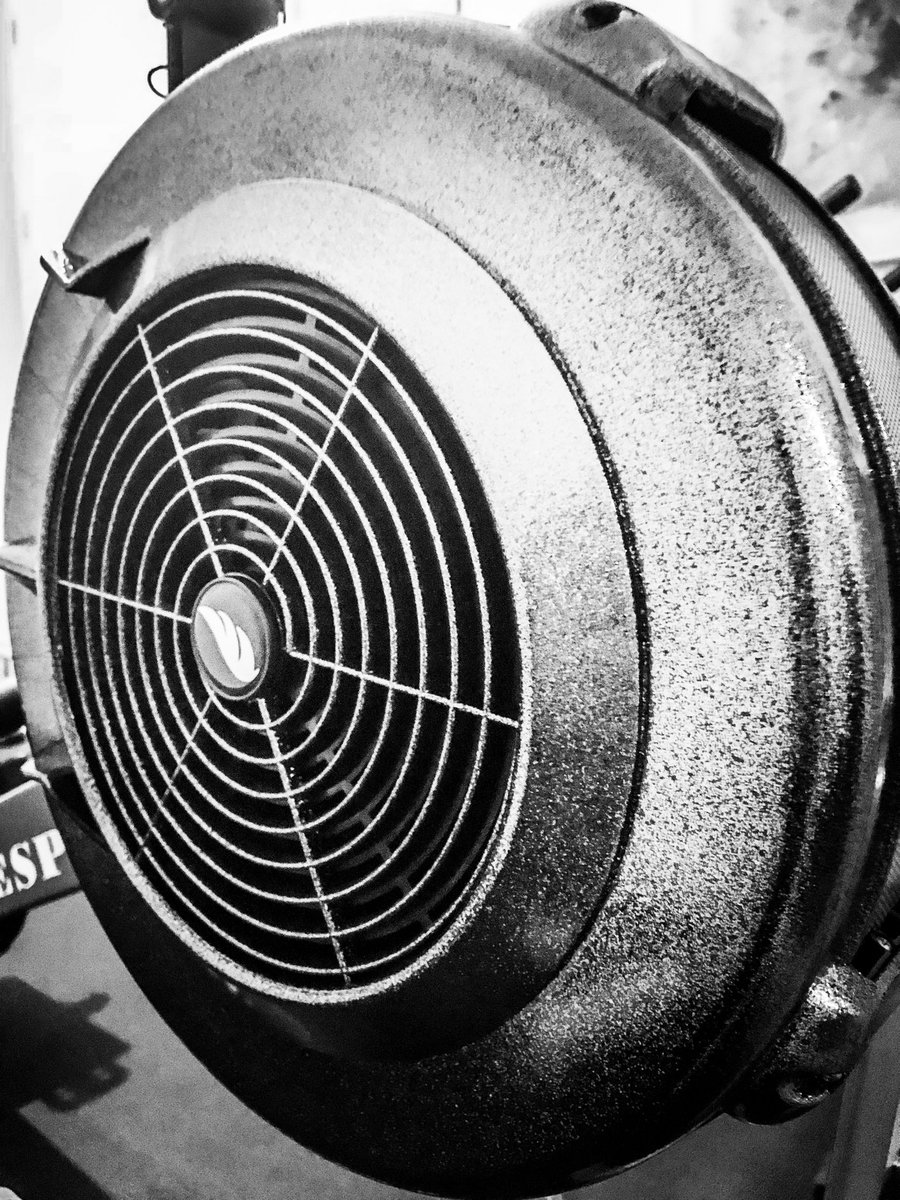 team_esprit's tweet photo. Monday #performancemindset https://t.co/0In4glgR4B #concept2 #indoorrowing #crossfit #TeamESPRIT https://t.co/46frwfw1le
