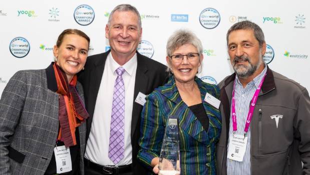 It is National Drive Electric Week  8-16 Sept 2018.
Whangarei was awarded "Most EV-friendly town" at the EVworld expo in August. In this photo: Kirsten Corson from Yoogo Fleet Limited, Paul Dimery, Councillor, Whangarei mayor Sheryl Mai and council EV spokesman Joseph Camuso.