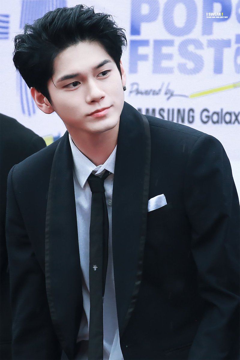 Noomaleeeee's tweet photo. จะส่งไปตกน้อง แต่ตายเอง ฮืออออออ ชุ้นต้องตายกับรูปพี่องเซตนี้อีกกี่รอบกัน😍❤ https://t.co/lF897gYvow