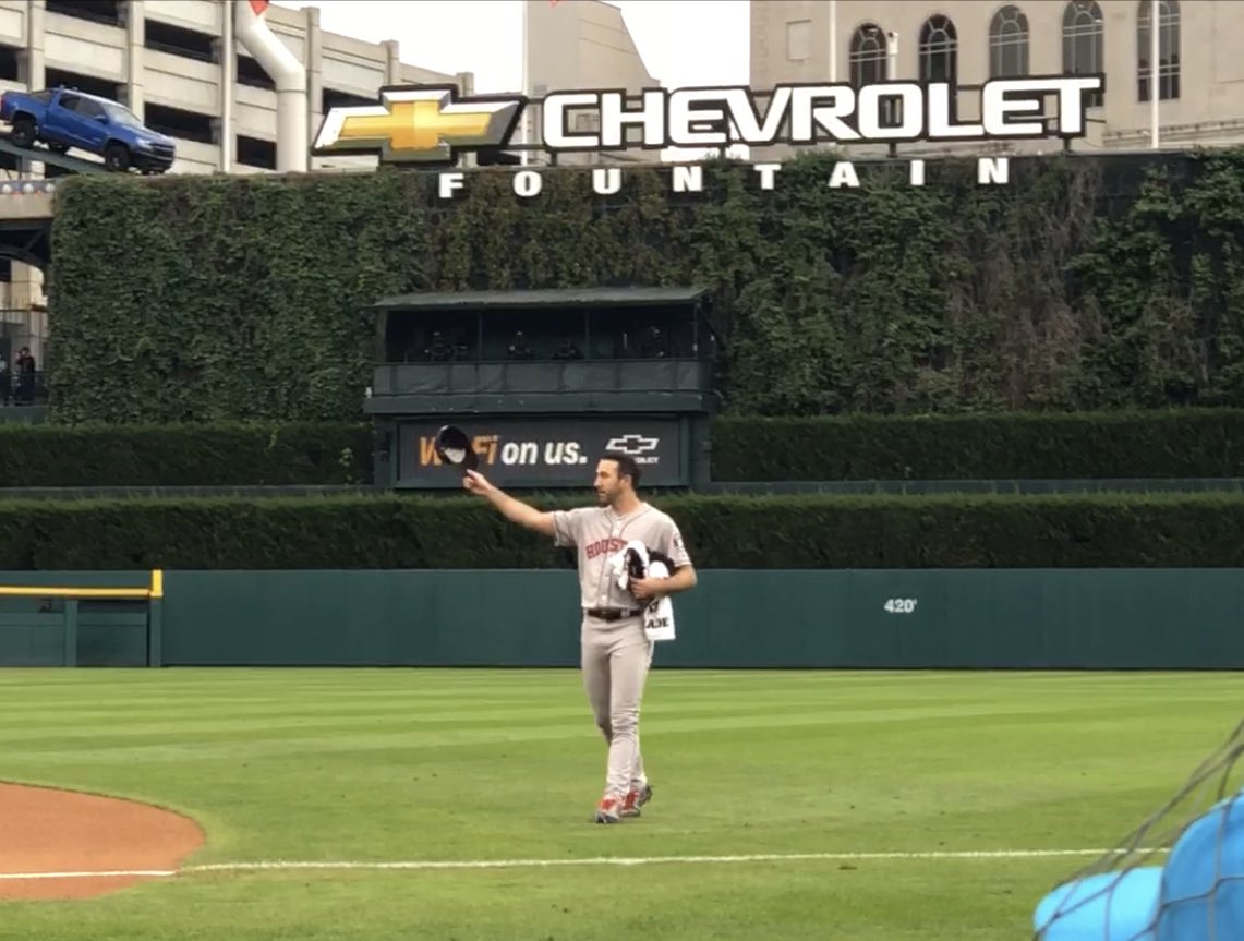 JuliaMorales's tweet photo. Video tribute for Verlander before the game was awesome. https://t.co/f5JKSuB4nU