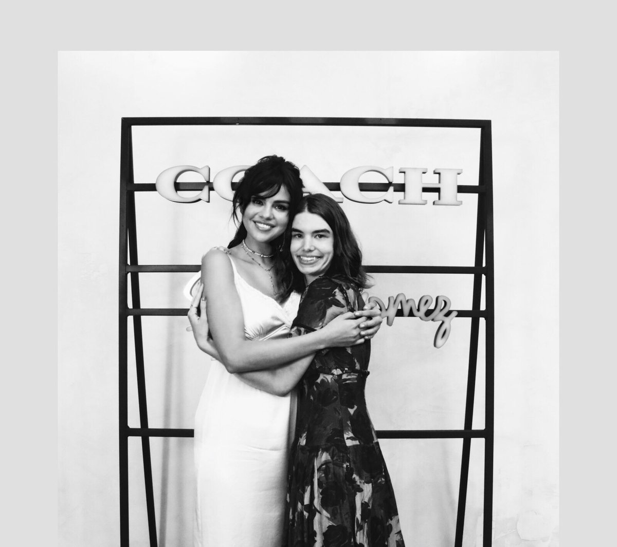imperfectrosess's tweet photo. From #WizardsofWaverlyPlace to @Coach! I couldn’t ask for a better reunion. I am over the moon. 🐰🌸💛#CoachXSelena #NotPerfectAlwaysMe https://t.co/08oUE3m8Dl