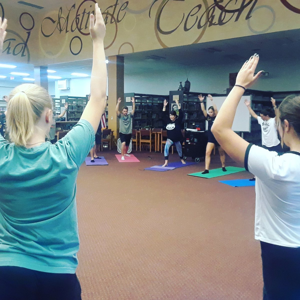 GshsHosa's tweet photo. Seniors in the #exercisescience program doing yoga to integrate the flexibility continuum! #futuretrainers #healthandwellness https://t.co/Pl1CipzGrp