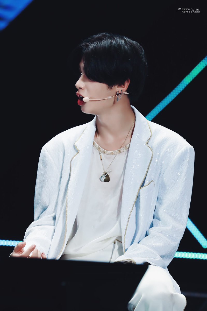 MercuryRetrogr4's tweet photo. 180908 NEXT 南京FM HD 4p🌸

🚫Do not delete logo,share with cr please.

#黄明昊 #Justin #저스틴 #JustinHuang #HuangMinghao https://t.co/jGC8pDbAk9