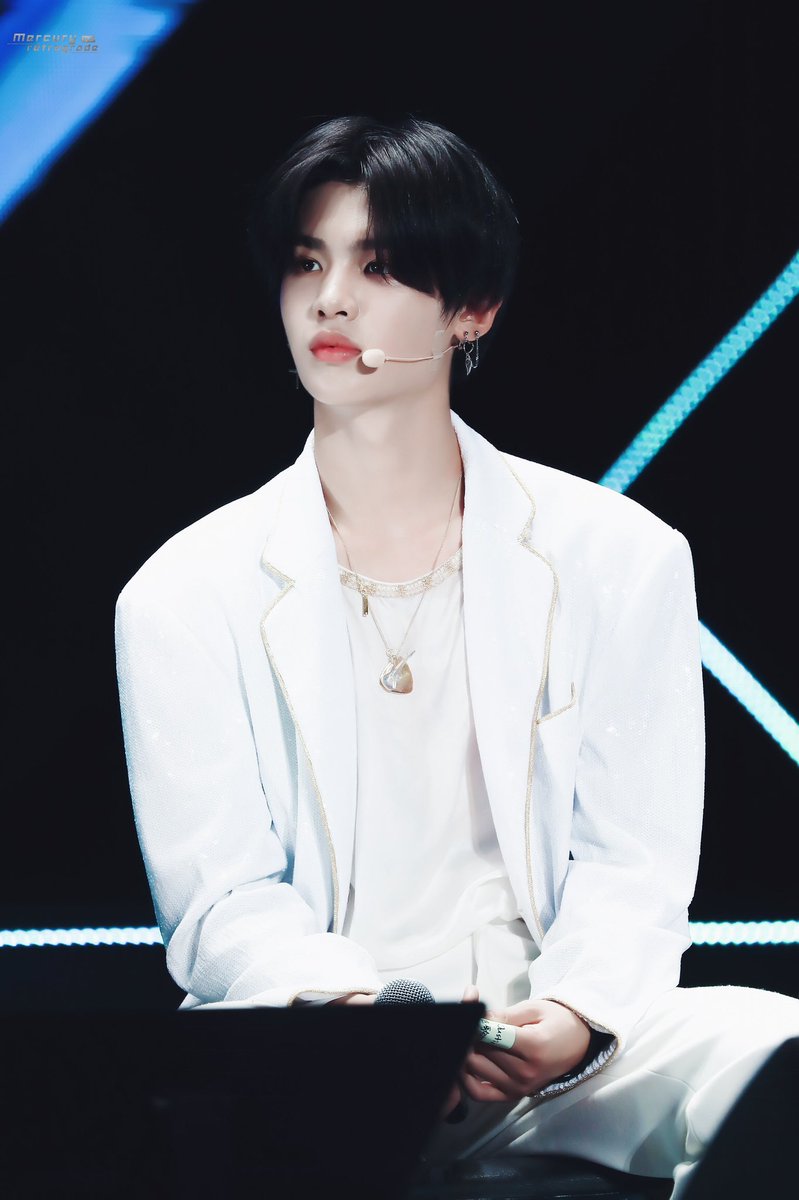MercuryRetrogr4's tweet photo. 180908 NEXT 南京FM HD 4p🌸

🚫Do not delete logo,share with cr please.

#黄明昊 #Justin #저스틴 #JustinHuang #HuangMinghao https://t.co/jGC8pDbAk9