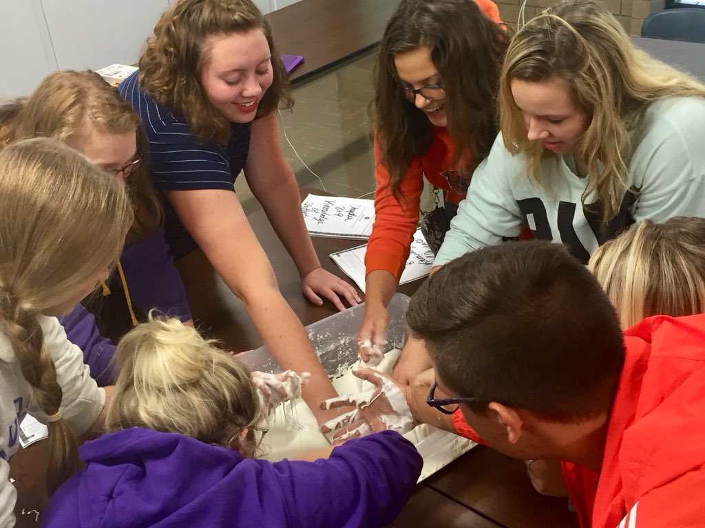 BethWalton81's tweet photo. Today Ed. Professions were reminded that teaching is messy and passion isn’t enough if you don’t have the knowledge to support it. #testrecap #passionANDknowledge https://t.co/TOWUc7eEAl