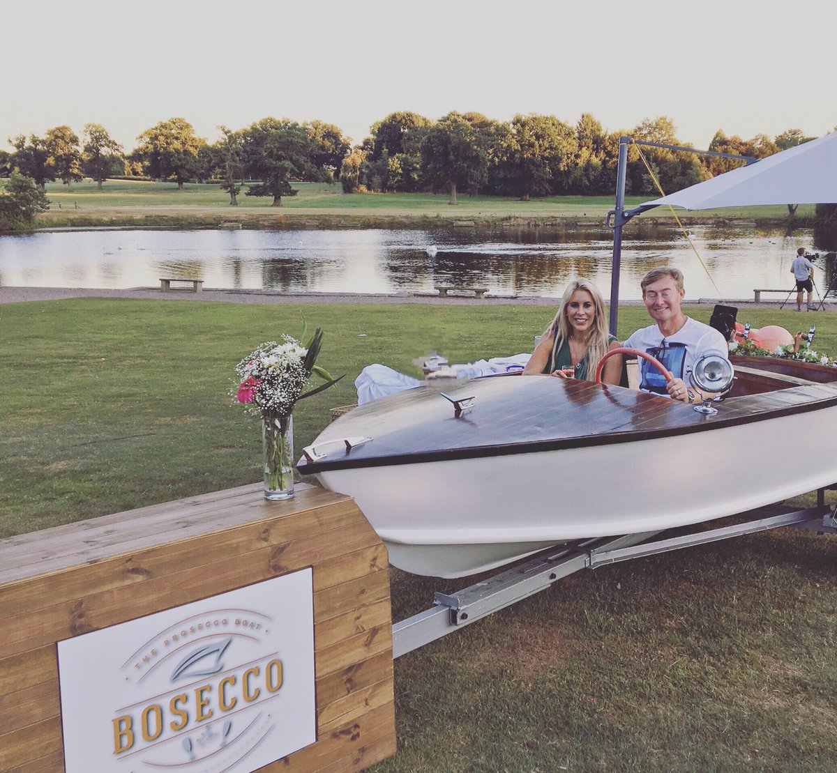 bosecco's tweet photo. Thanks to @rachellugo5 for spending some quality time in our boat bar. This was taken after they made up 😉😍 #rhoc #lugos #bosecco #cheshire #makeups #boseccolove #fizzontap #thesparklingwineco @ITVBe @OfficialRHOCH https://t.co/iQfGaYASPZ