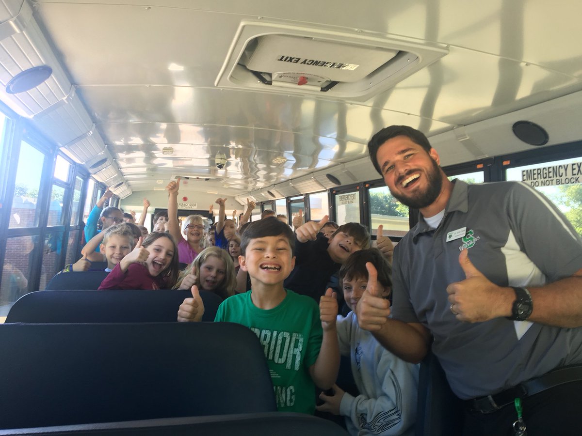 renathunderhawk's tweet photo. AP in action!! Great day @MapleWarriors! #PBISReview #LunchBunch @Eric_Carlin https://t.co/0qZmYINent
