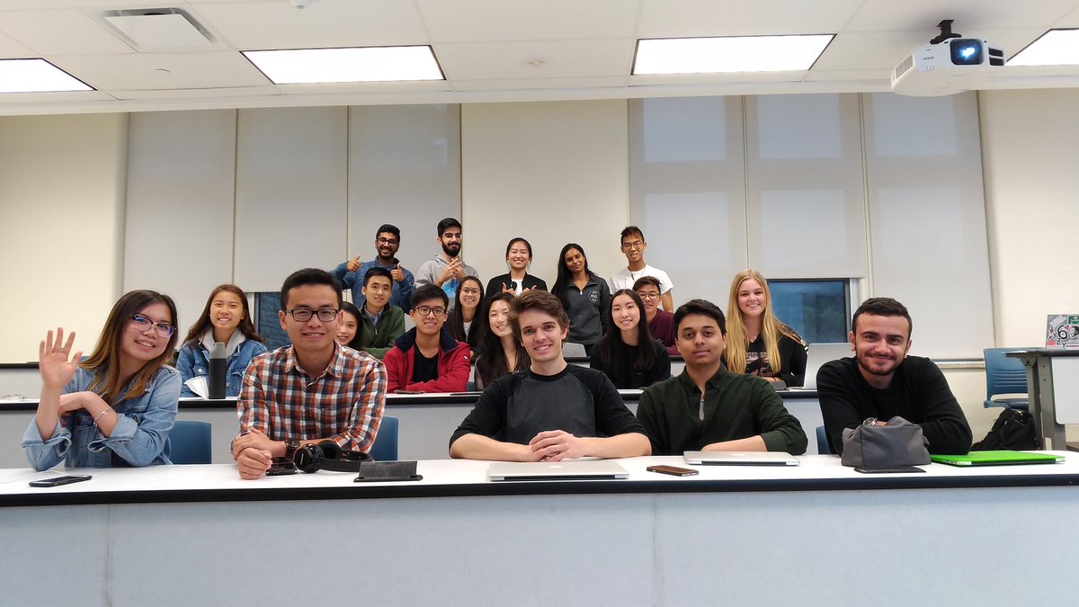 WesternMSF's tweet photo. First executive meeting for Western Friends of MSF 2018-2019! We look forward to seeing all of you at Clubs Week next week and joining the MSF Fam! 

#friendsofmsf #western #doctorswithoutborders https://t.co/M1gxqZcfLH