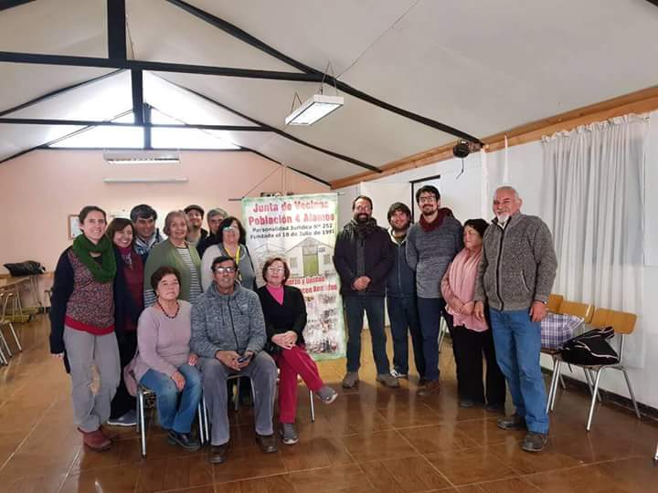 Fracasó intento de destituir a concejal <a href="/Ariel_Ramos_/">Ariel Ramos Stocker</a> por Alcaldesa <a href="/cathybarriga/">cathy barriga</a> y equipo UDI quiso destituir al concejal PC,que denunció que no asiste a los concejos municipales
Todo mis respeto al concejal que siempre ha estado en la lucha y derechos de los ciudadanos de Maipú