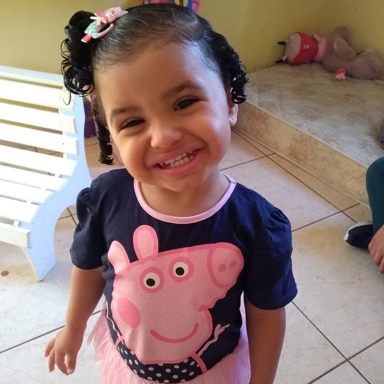 Roseanemariano's tweet photo. #SorrisoMarotoNoTVZ Que música  linda #chaveecadeado como eu amo !😍😍😍
essa música ❤
Eu e minha filha a Agatha ligada no TVZ https://t.co/EhnkKESJPj