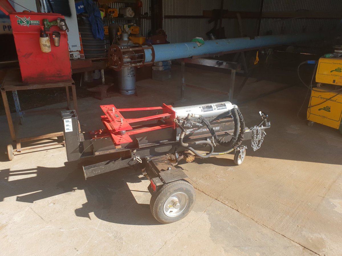 Log splitter come pipe bender