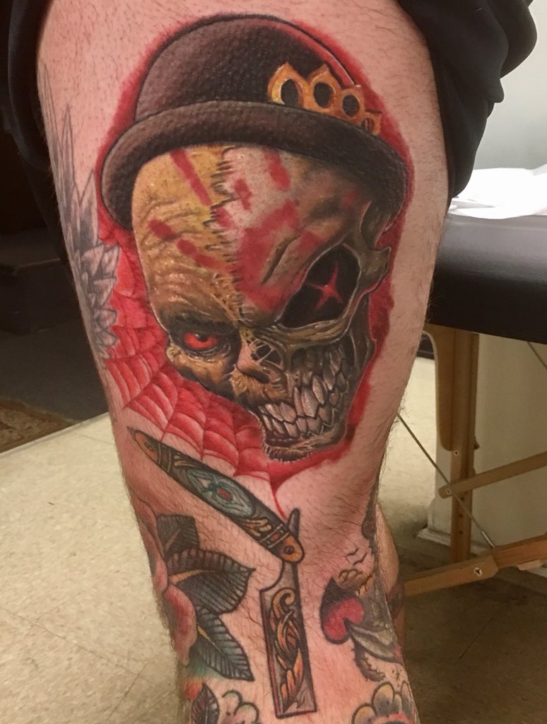 PaulSanders1985's tweet photo. @5FDPChrisKael @5FDPChrisKael I know it’s not @ivan_moody5fdp beautiful face in a portrait, but check out this sweet thigh action tribute to your Jekyll and Hyde song. https://t.co/VIrwNYu4bI
