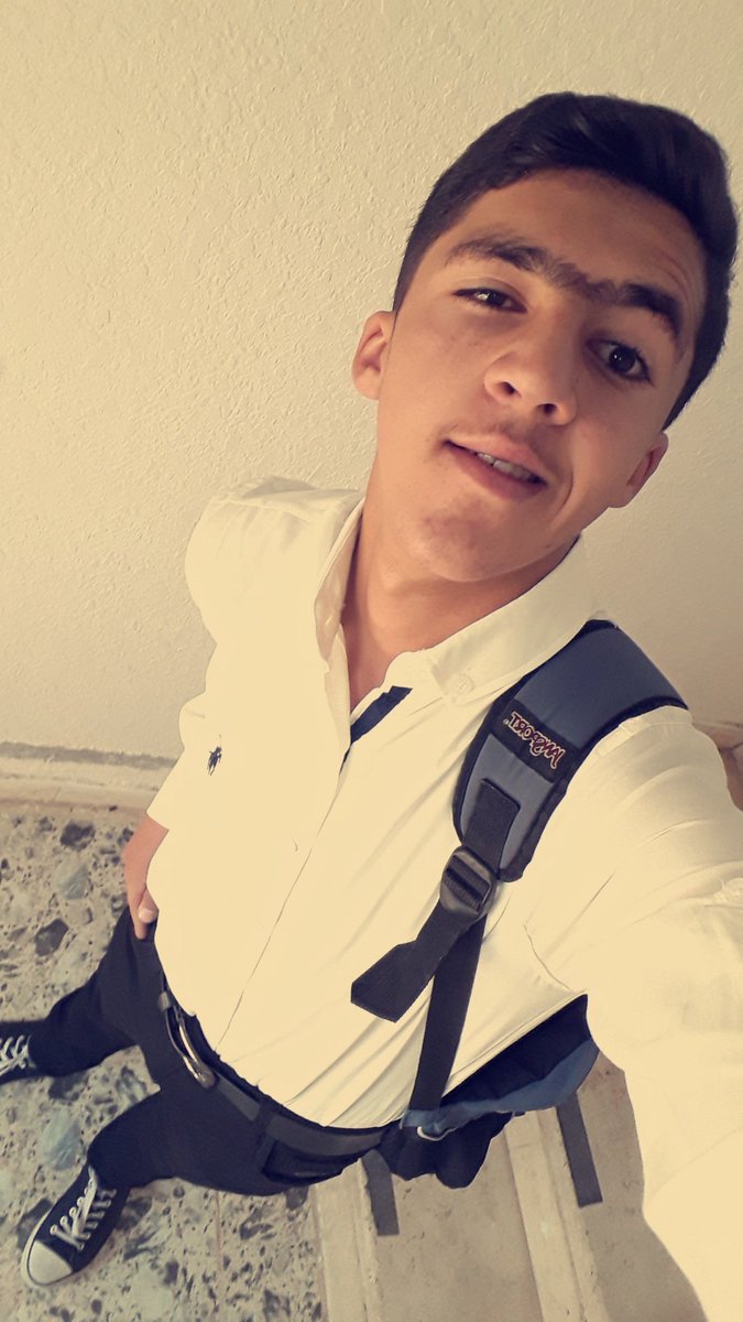 Ma7Abed's tweet photo. عندما تحب عدوك يحس بتفاهته🌚💔 https://t.co/JX1wZNuhnn