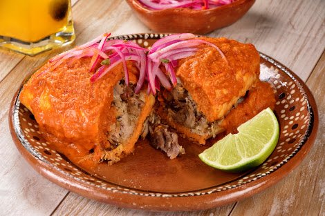 Nancy_AglrRuiz's tweet photo. @MarileMx Mi platillo mexicano favorito 😍 Tortas Ahogadas de Jalisco ❤#Marilé #DulceContrabando #marile https://t.co/5bzdAT48Yr