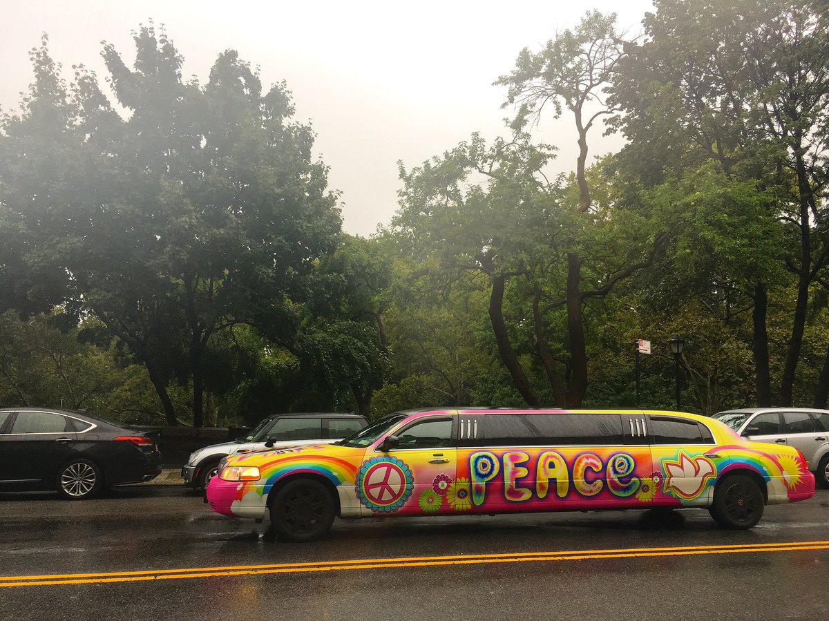 iLoveTheUWS's tweet image. Spotted on #riversidedrive 

#ilovetheupperwestside