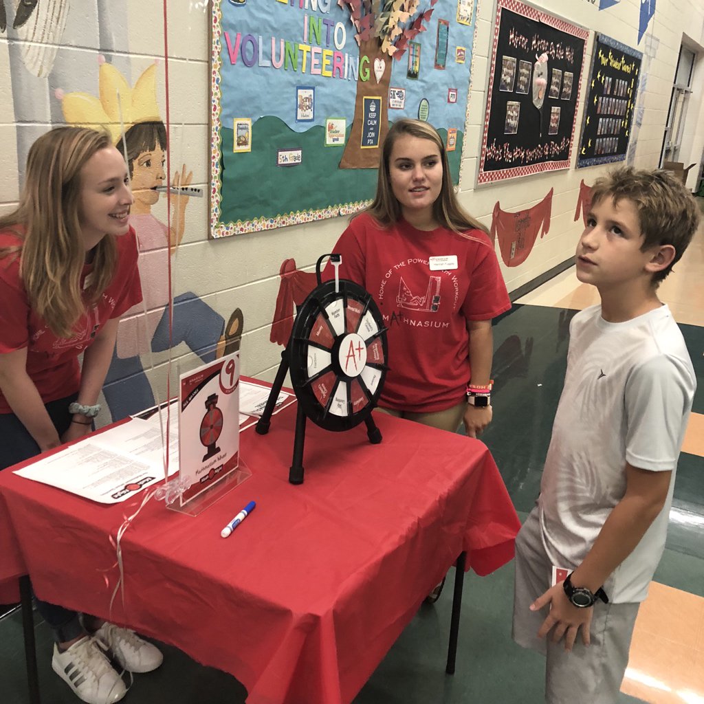 HamiltonParks17's tweet photo. Thank you Mathnasium for sponsoring our Open House/Math Night! Such awesome, engaging math games! #MESExplores https://t.co/Id8FYwQLPl