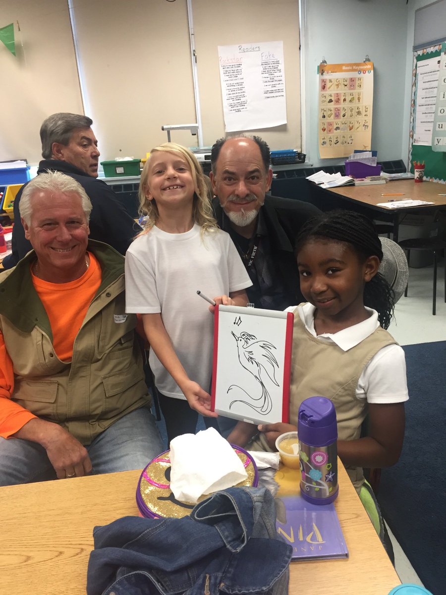 mennonek's tweet photo. It was so amazing to meet some grandparents of my students in @monlas1 class today! What a nice way to celebrate Grandparent’s Day! #CelebrateMonday #TrendThePositive #TeamMomauguin https://t.co/qY7Fgdmoq1