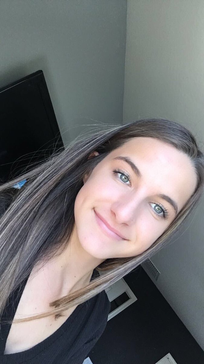 gracegray03's tweet image. oops