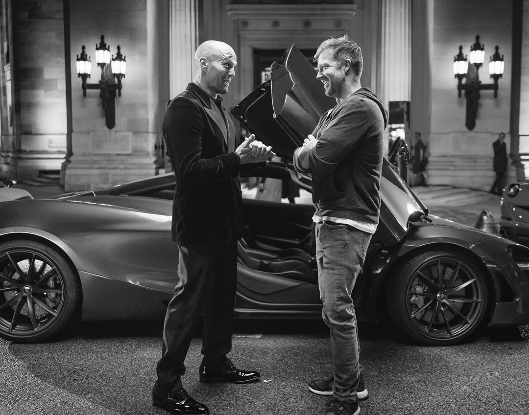 映画情報オスカーノユクエ Sub Ar Twitter ワイルド スピード シリーズからのスピンオフ映画 Hobbs And Shaw が製作開始 主役のひとりデッカード ショウを演じるジェイソン ステイサムとデヴィッド リーチ監督 デッドプール2 が談笑する画像を もう 映画情報オスカーノユクエ Sub Ar Twitter ワイルド スピード シリーズからのスピンオフ映画 Hobbs And Shaw が製作開始 主役のひとりデッカード ショウを演じるジェイソン ステイサムとデヴィッド リーチ監督 デッドプール2 が談笑する画像を もう
