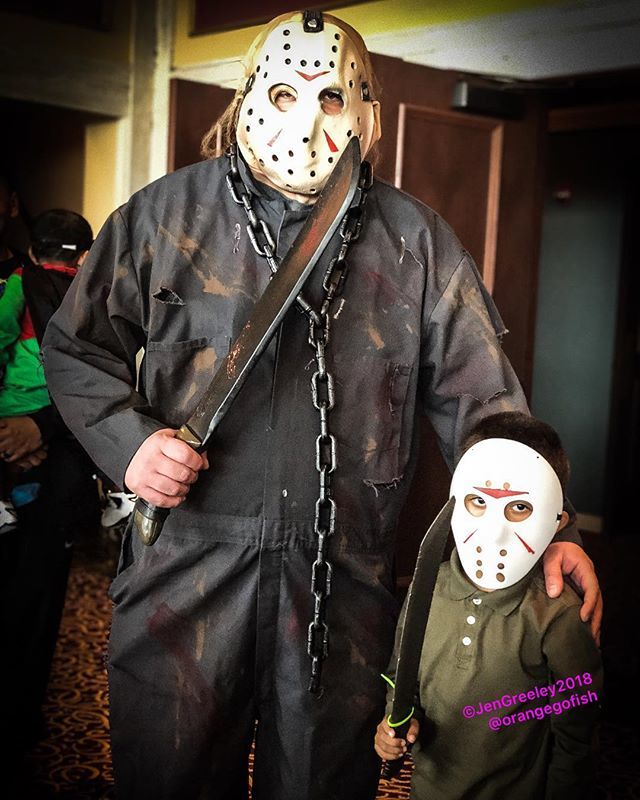 CosplayerNation's tweet photo. Jason (s)!!! @hohcomiccon
@cosplayernation
#cosplayernation
CN Admin /📸 @orangegofish ( #orangegofish )
#cosplays #cosplaying #Cosplay #Cosplayer #Comics #Photographer #costume #Cosplayix #Cosplaywow #cosplaysky #cosplaysan #comics #photo #photos… https://t.co/fDhLP3Cc1v https://t.co/ACK8j5RfSL