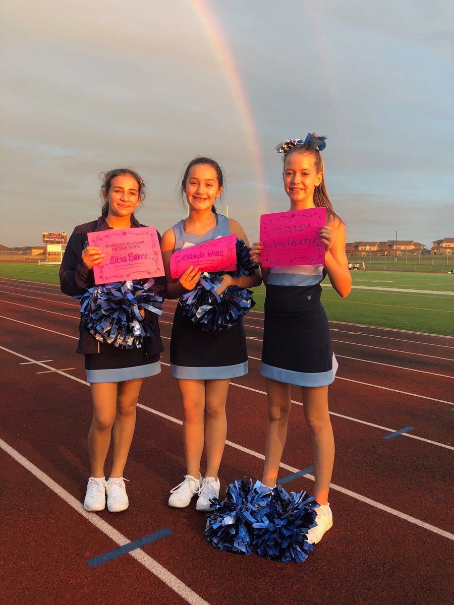 Miss Davis tweet media