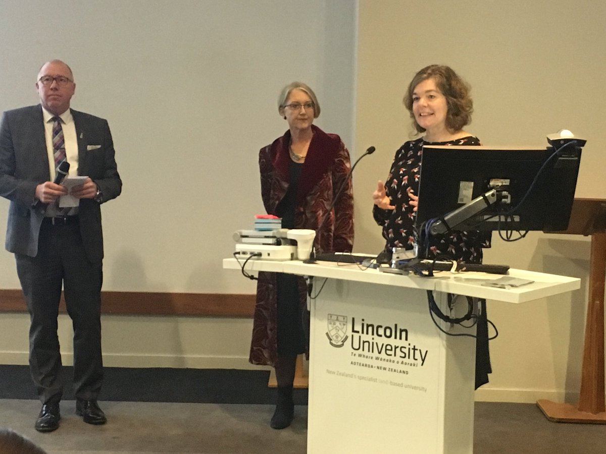 PatrickAldwell's tweet photo. @Kelloggleaders @NuffieldNZ At  a great talk today from Prof Juliet Gerrard, the PM’s new Chief science advisor &amp; guest of BLinc Innovation. Big lecture theatre at LIncoln was full. Quite a few Kelloggers. Strong focus on issues affecting agribusiness and trust in science... https://t.co/g1Z5vXzlr2