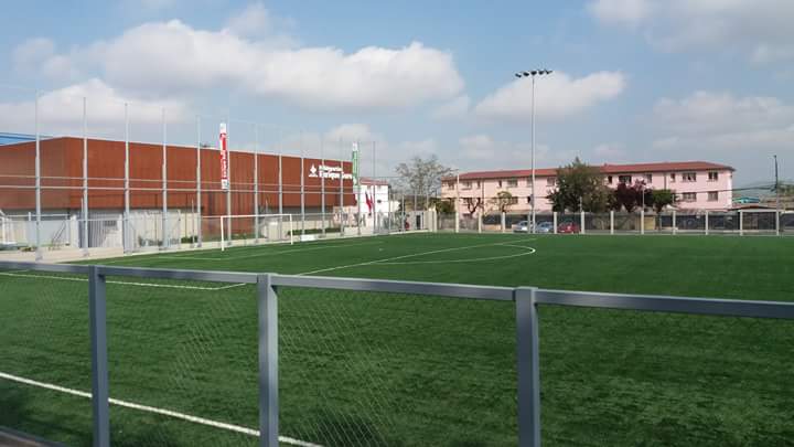 DeportesIndepe's tweet photo. Estimados vecinos, informamos que el Estadio JAR y Polideportivo Enrique Soro cerrarán sus puertas desde este sábado 15 de septiembre a las 13:30 hrs y retomarán sus funciones el jueves 20 de septiembre. ¡Les deseamos unas felices fiestas patrias! https://t.co/ddBB3PdJkn