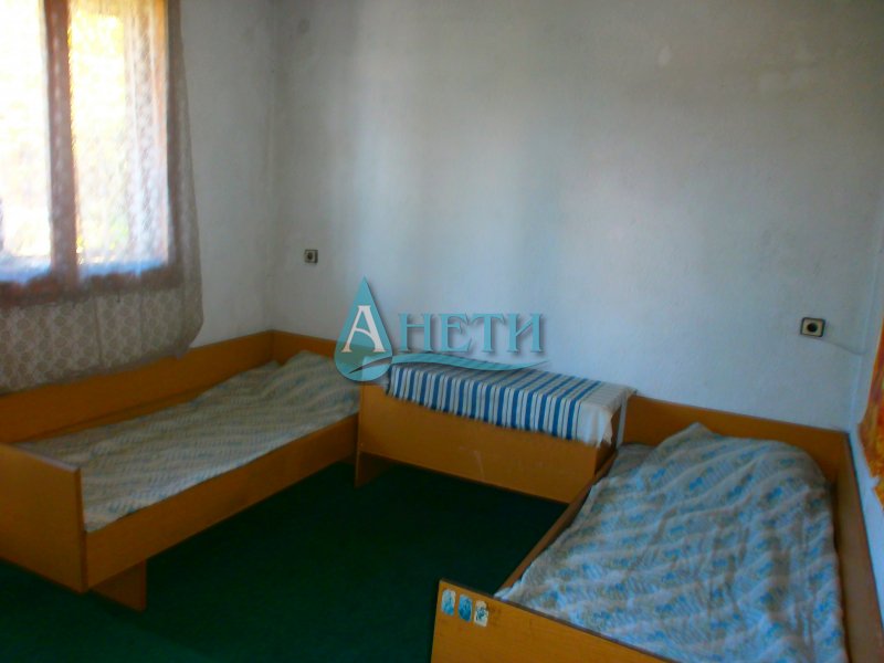 aneti_bg's tweet image. ИЗГОДНО! Къща в гр. Копривщица с РЗП 220 м2 и двор 500 м2. Цена € 45 000. Тел. 0879442766, aneti.bg, e-mail: info@aneti.net